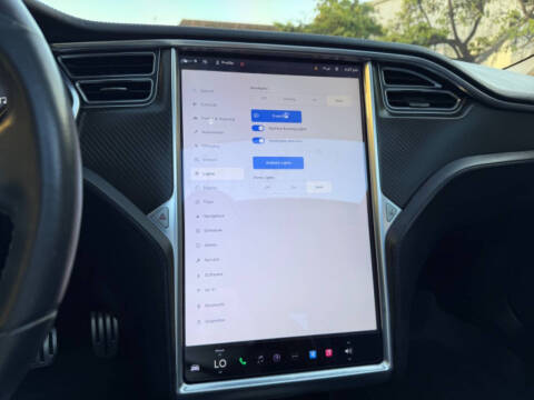 2013 Tesla Model S Performance