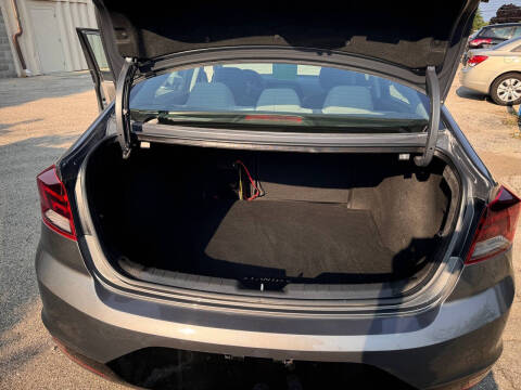 2019 Hyundai Elantra SEL