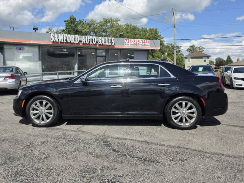2016 Chrysler 300 C