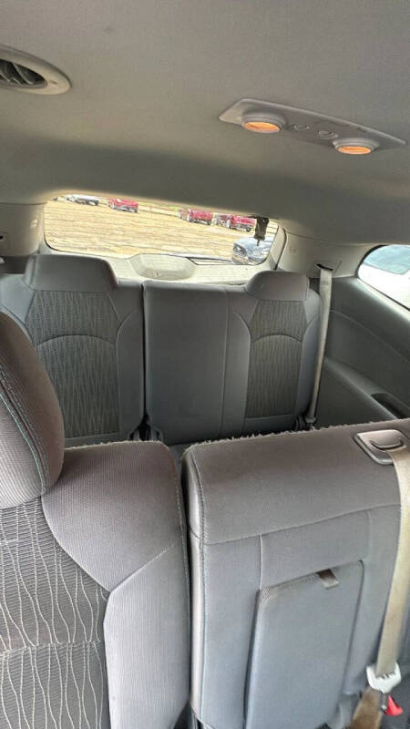 2015 Chevrolet Traverse LS