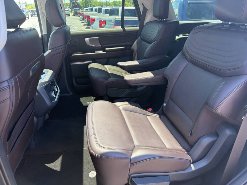 2025 Ford Expedition Platinum - Photo 19