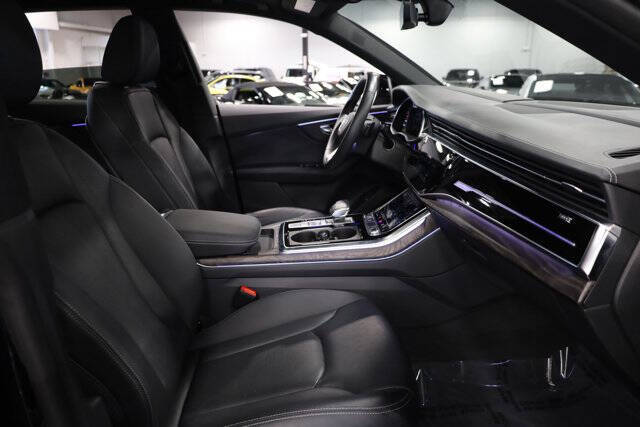 2021 Audi Q8 quattro Prestige 55 TFSI