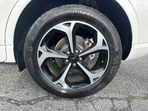 2023 Ford Escape ST-Line Select