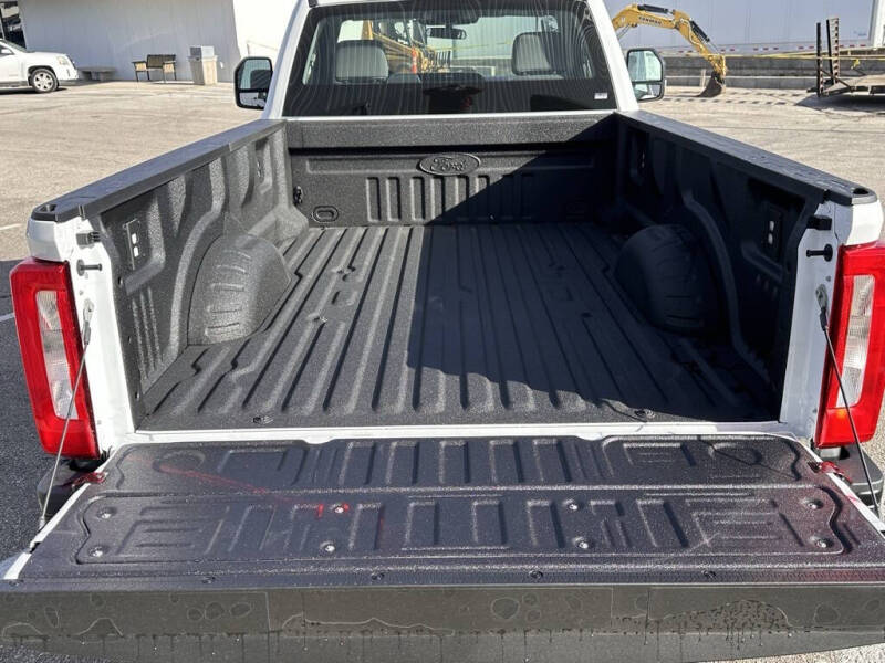 2026 Ford F-350 Super Duty XL