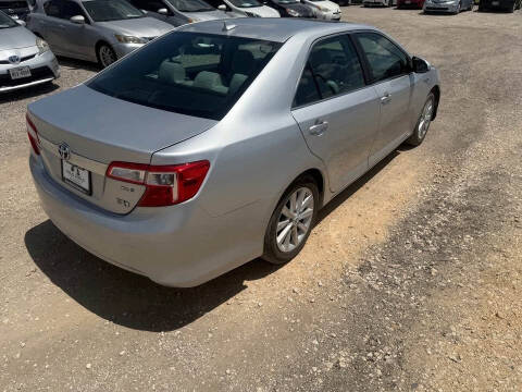 2012 Toyota Camry Hybrid XLE