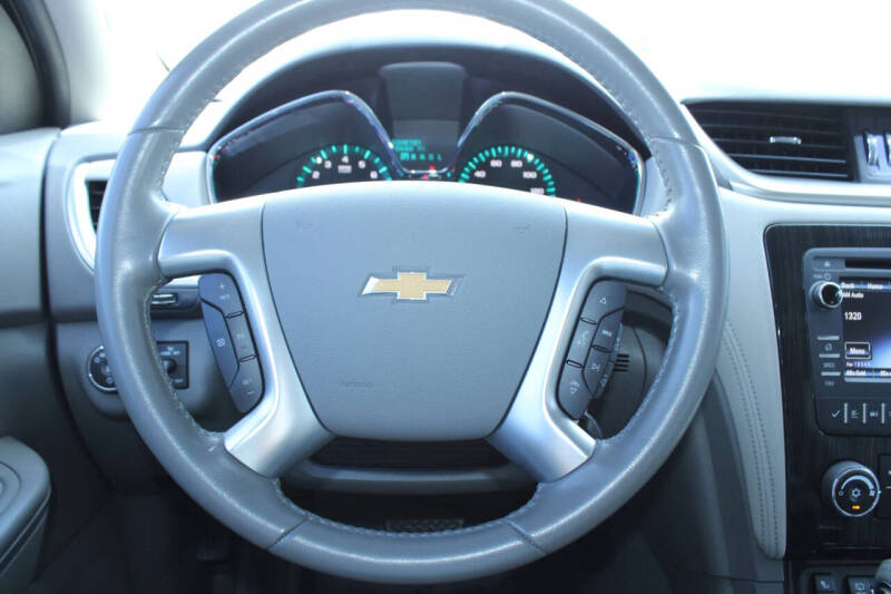 2017 Chevrolet Traverse LT