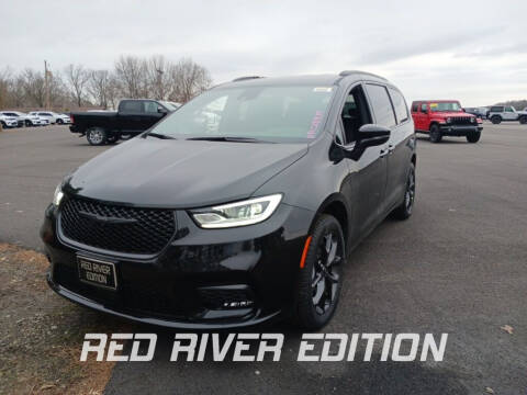2023 Chrysler Pacifica for sale at RED RIVER DODGE - Red River of Malvern in Malvern AR