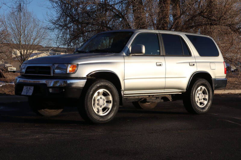 2000 Toyota 4Runner SR5