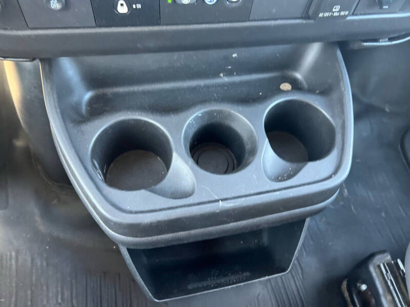 2019 GMC Savana 2500