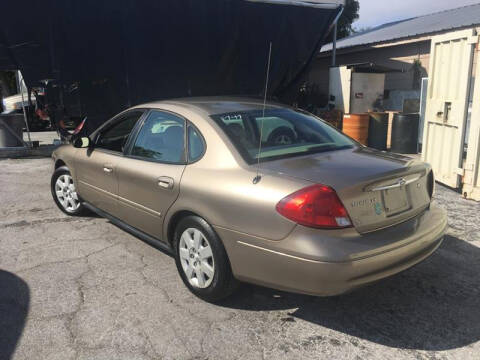 2002 Ford Taurus LX