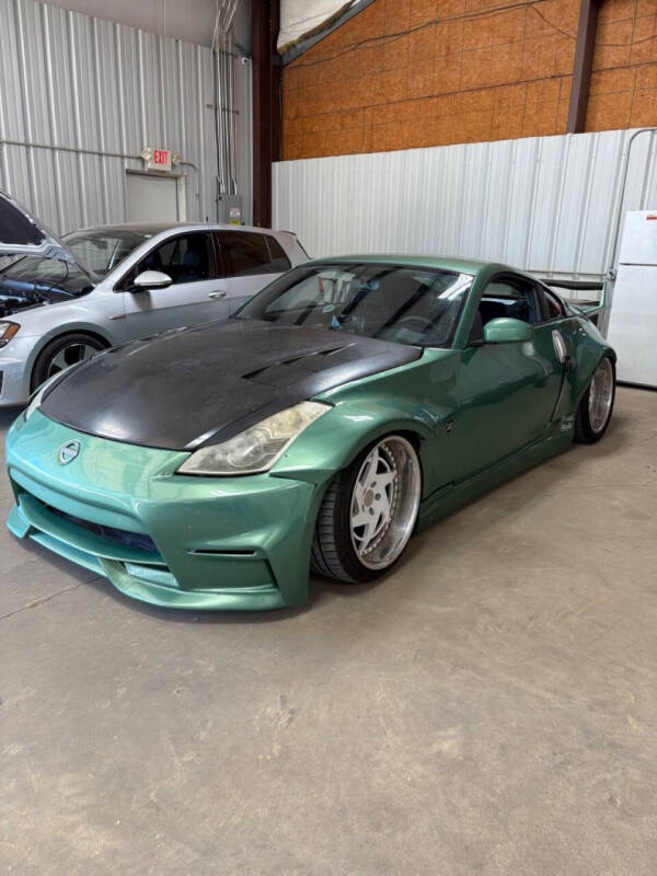 2004 Nissan 350Z's photo