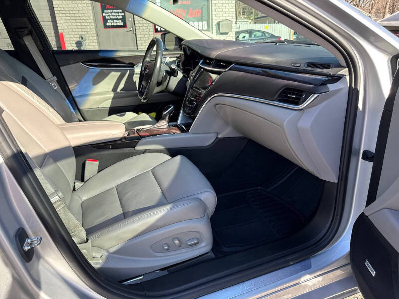 2017 Cadillac XTS Luxury