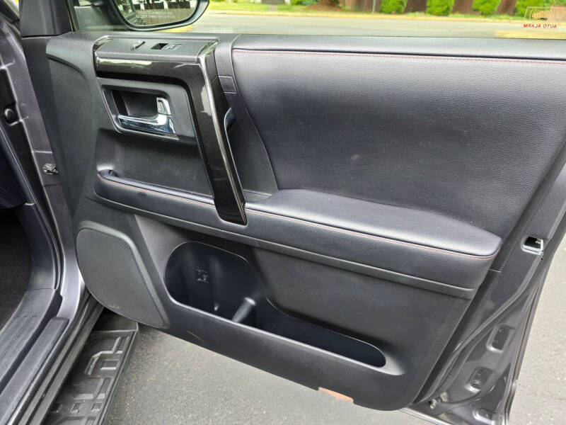 2020 Toyota 4Runner SR5