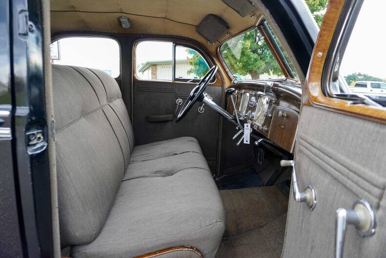 1936 Chrysler Imperial