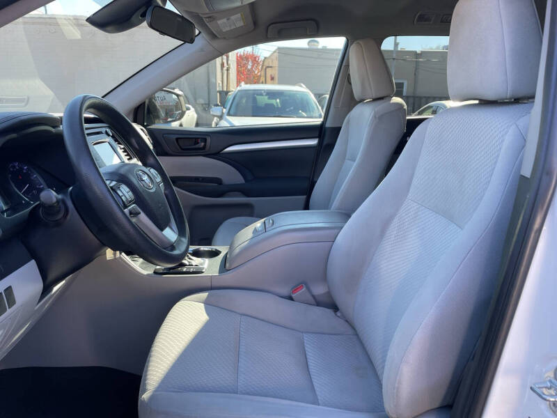 2019 Toyota Highlander LE Plus