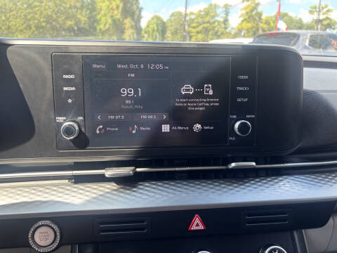 2023 Kia Carnival LX