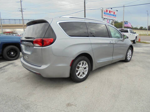 2020 Chrysler Pacifica Touring L
