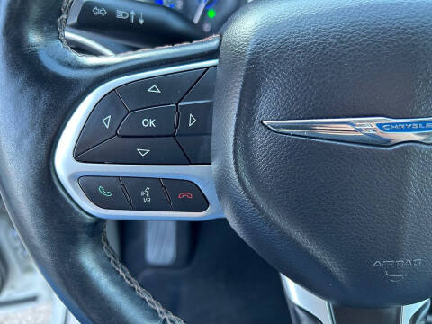 2017 Chrysler Pacifica Touring-L Plus