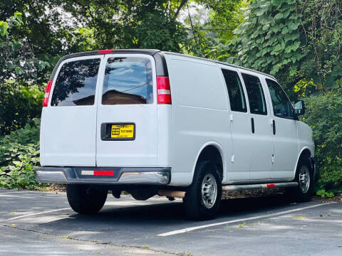 2020 Chevrolet Express 2500