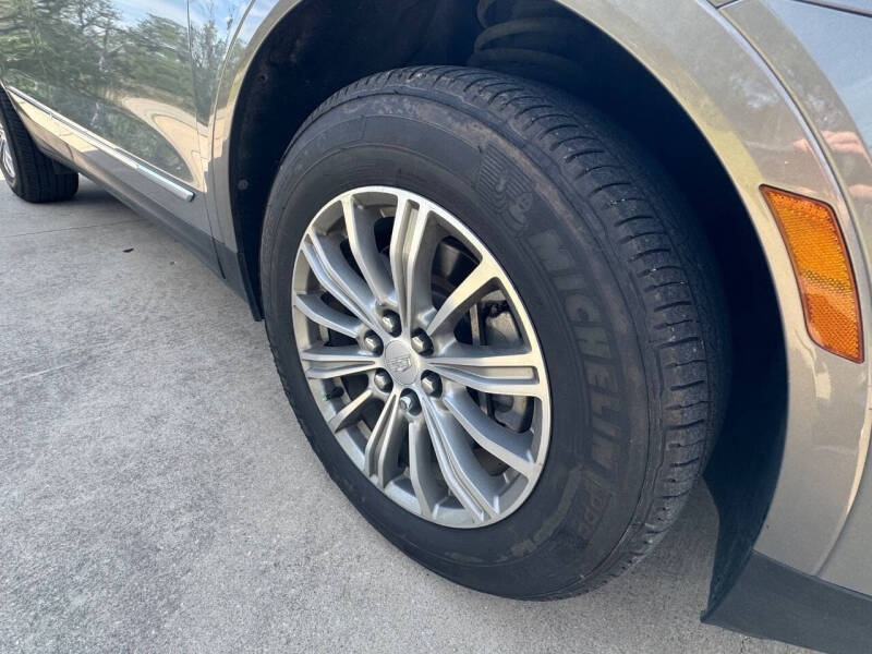 2017 Cadillac XT5 Luxury