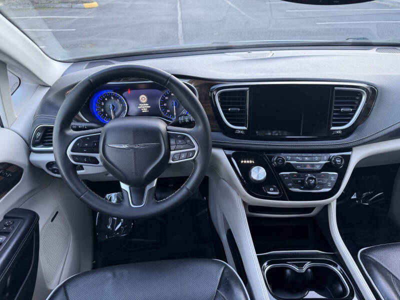2022 Chrysler Pacifica Limited