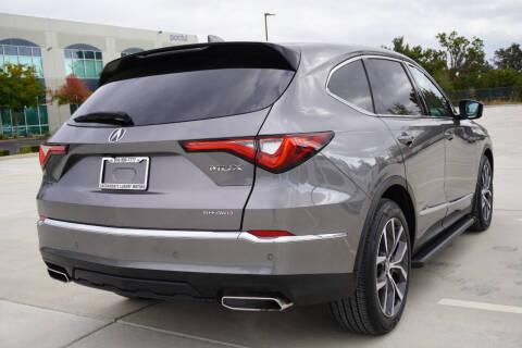 2022 Acura MDX w/Tech