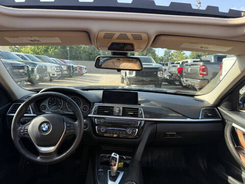 2017 BMW 3 Series 320i xDrive