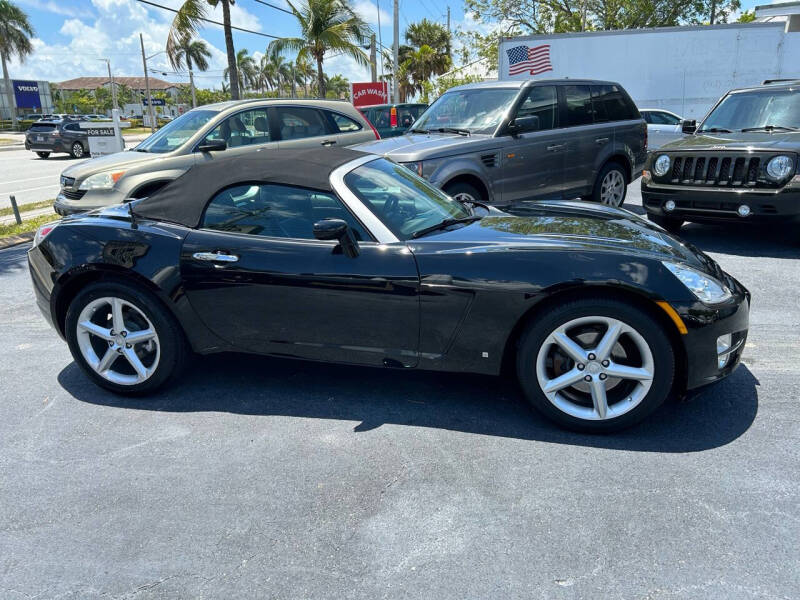 2008 Saturn Sky Roadster photo 4