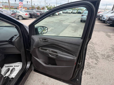 2019 Ford Escape S