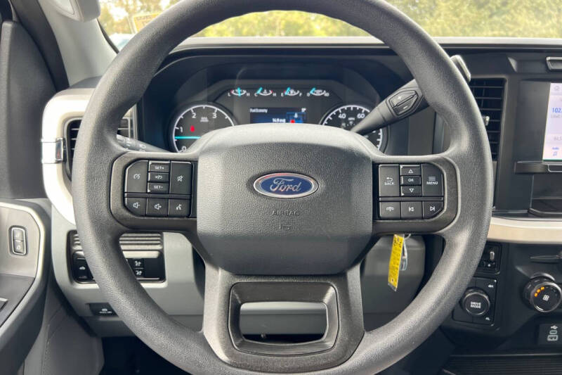 2024 Ford F-350 Super Duty XLT