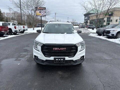 2023 GMC Terrain SLT