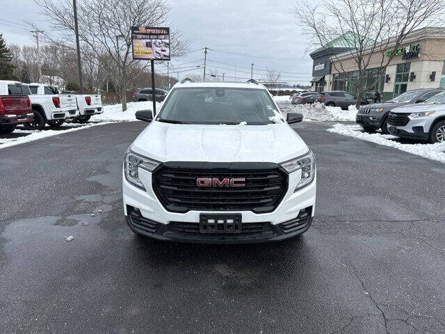 2023 GMC Terrain SLT