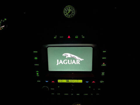 2004 Jaguar XJR