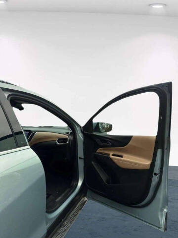 2022 Chevrolet Equinox Premier