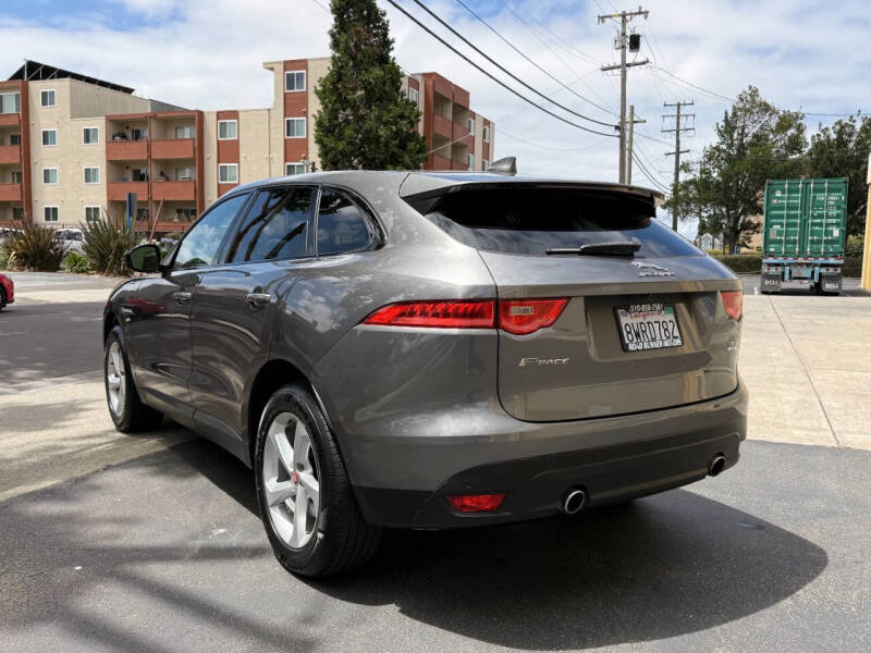 2017 Jaguar F-PACE 35t Prestige