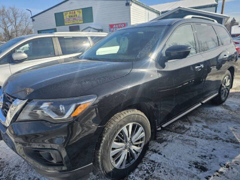 2020 Nissan Pathfinder for sale at FCA Sales in Motley MN