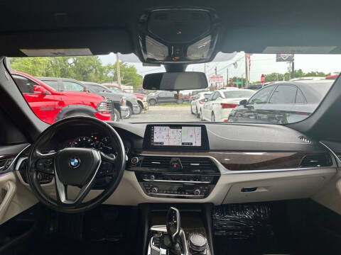 2017 BMW 5 Series 540i