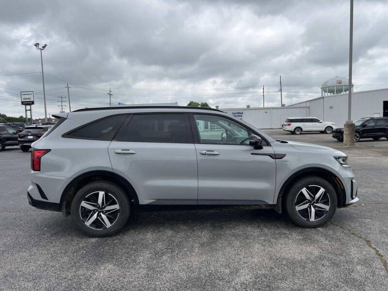 2023 Kia Sorento EX