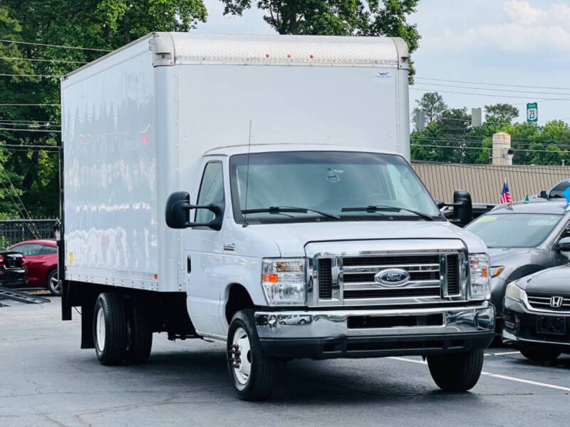 2017 Ford E-Series E-350 SD