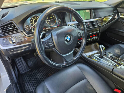 2016 BMW 5 Series 528i