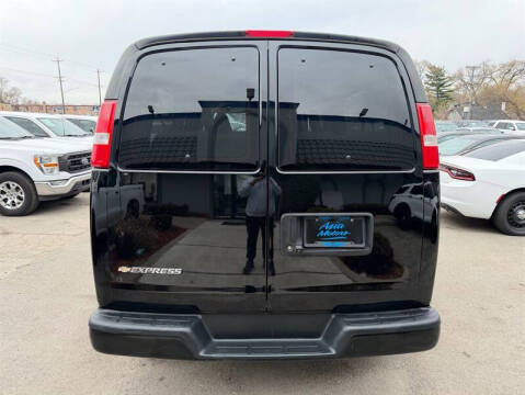 2020 Chevrolet Express LS 3500