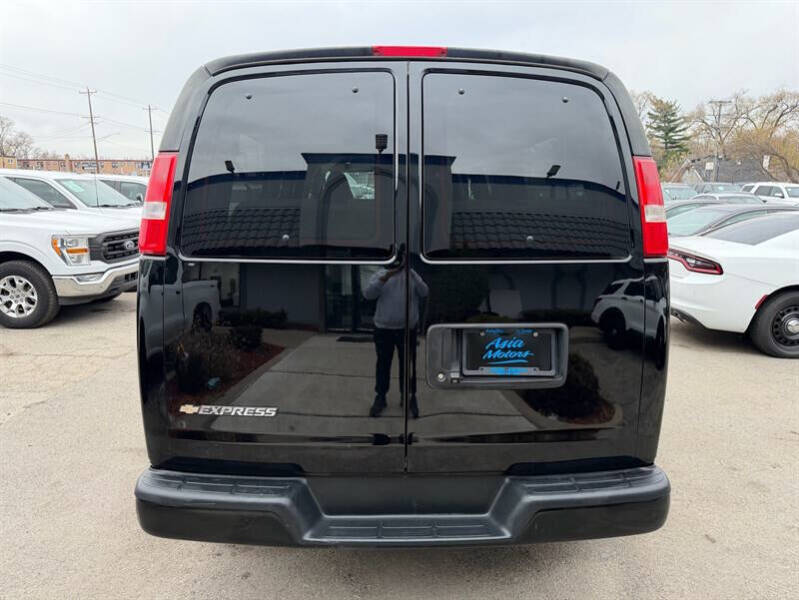 2020 Chevrolet Express LS 3500