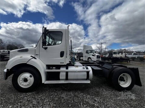 2012 Freightliner M2 112
