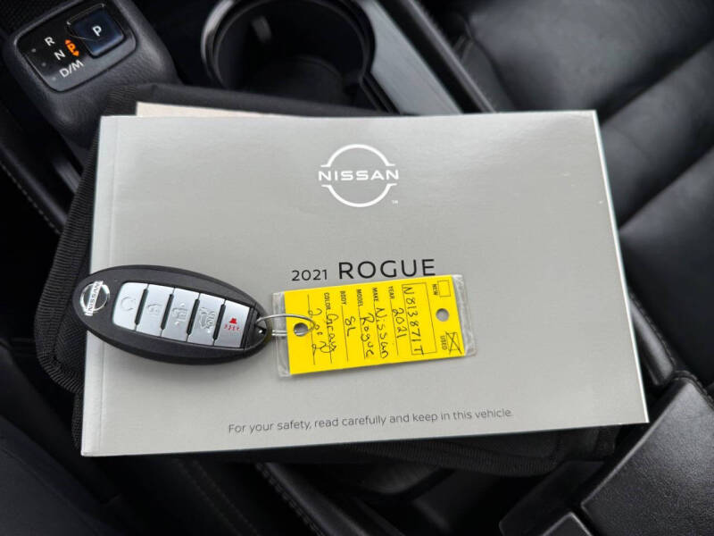 2021 Nissan Rogue SL