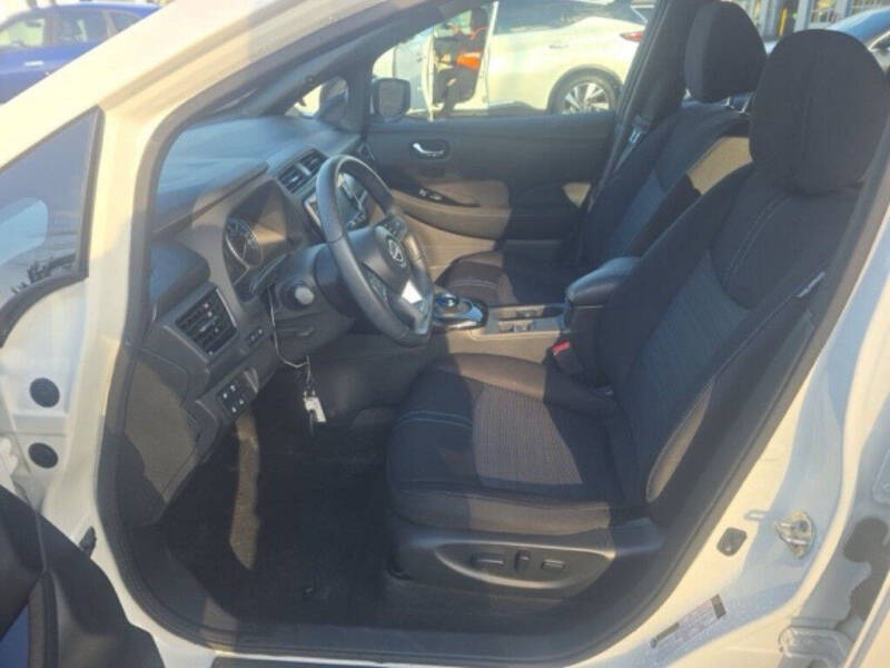 2023 Nissan LEAF SV PLUS