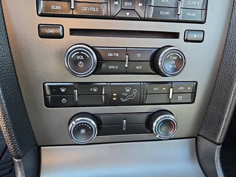 2012 Ford Mustang V6 Premium