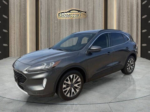 2020 Ford Escape Titanium