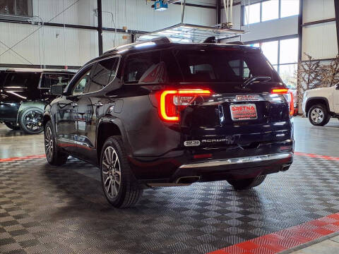 2021 GMC Acadia Denali