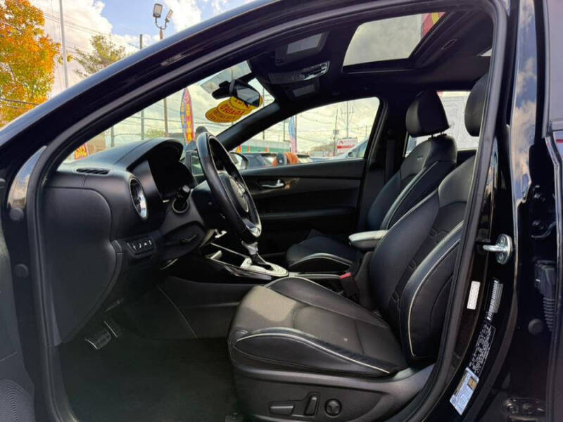 2021 Kia Forte GT Line