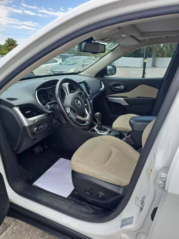 2017 Jeep Cherokee Latitude